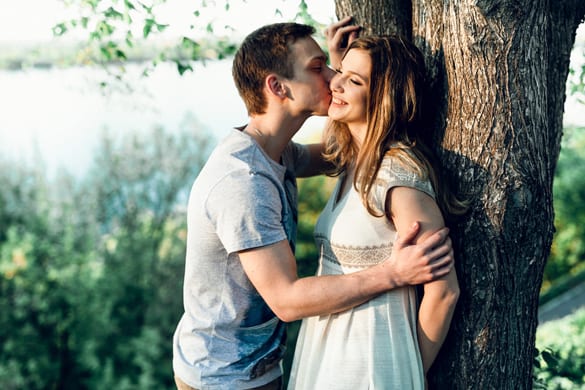 Get a GEMINI MAN To Fall For You - How To Get A Guy To Fall For You Based on His Zodiac Sign