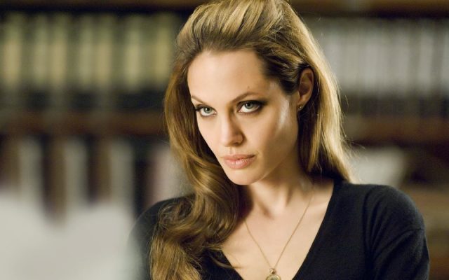 The Dark, the Light, the Sexy—the Inside Scoop on Angelina Jolie’s ...